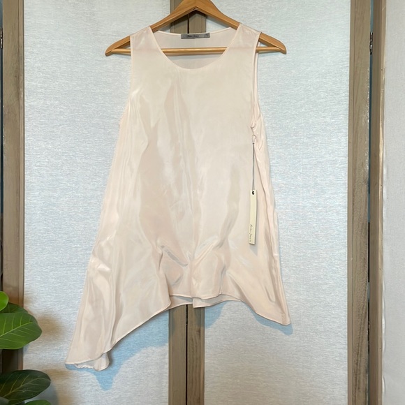 NWT Beau Jours Asymmetrical Hem Sleeveless Tunic - Picture 1 of 5